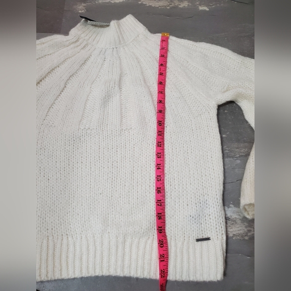 NWT Abercrombie & Fitch Womens Fuzzy Mock Neck Sweater. Cream/White. Knit. XL. - Picture 8 of 11